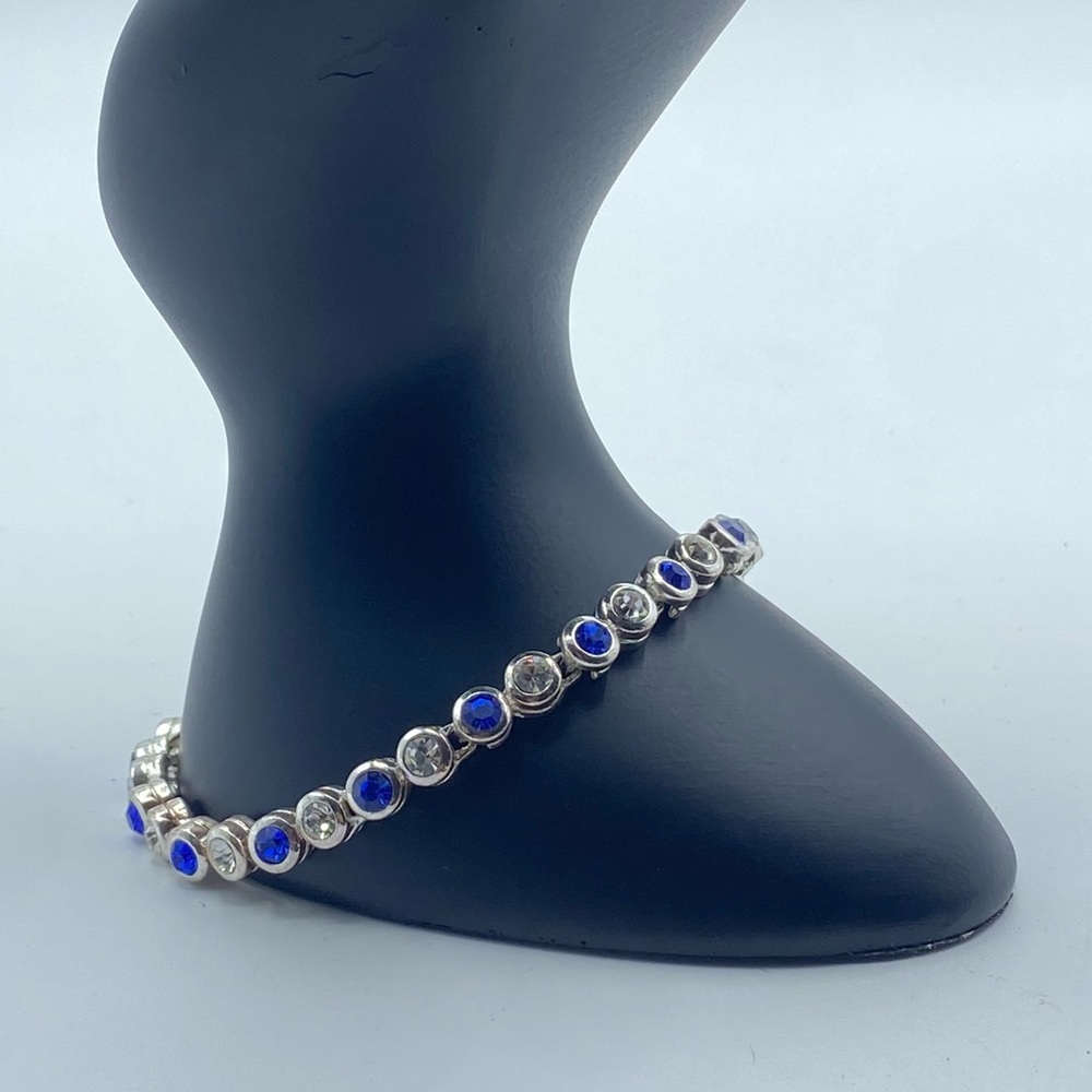 Vintage Signed Avon Blue Clear Rhinestone Tennis Bracelet Silver Tone Bling  7"